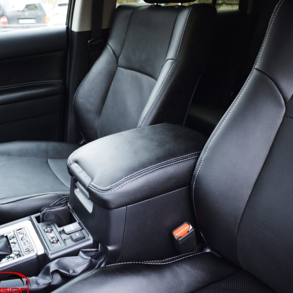 Перетяжка салона Toyota Land Cruiser Prado